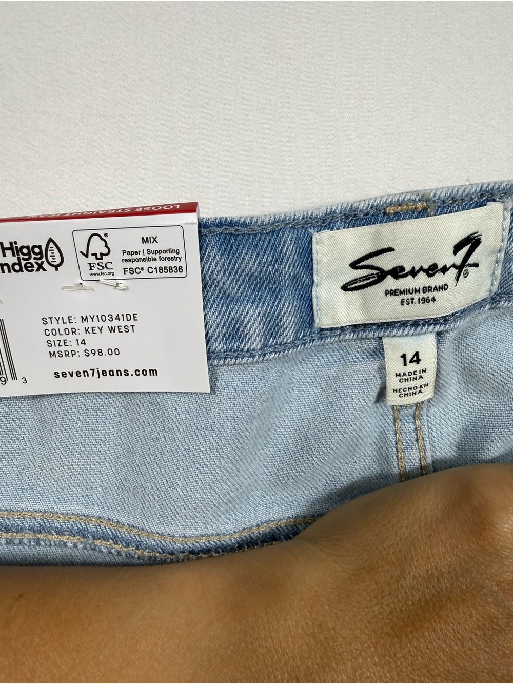 Seven7 Light-wash High-rise straight-leg Jeans - Picture 5 of 5